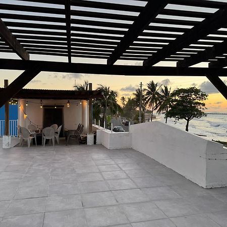 Aguada Beach Condos 외부 사진