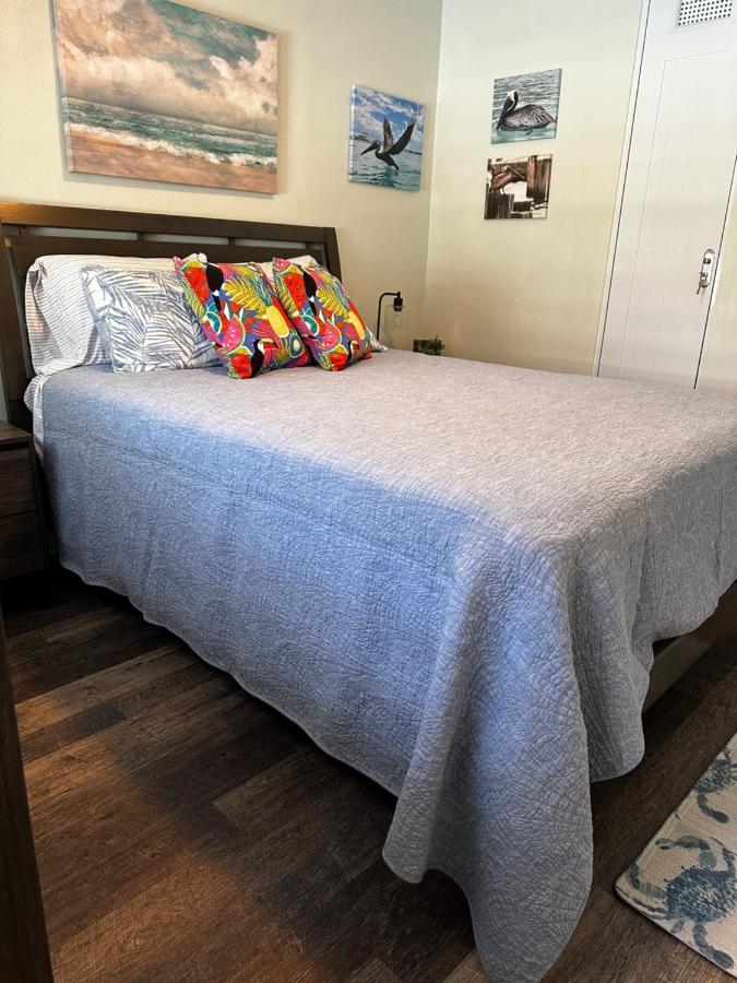 Aguada Beach Condos 외부 사진