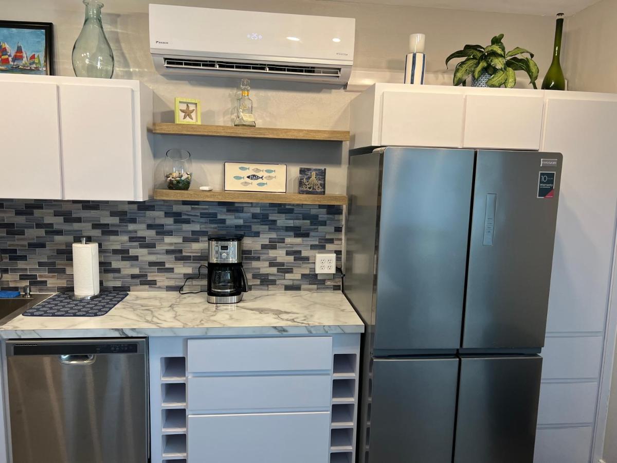 Aguada Beach Condos 외부 사진