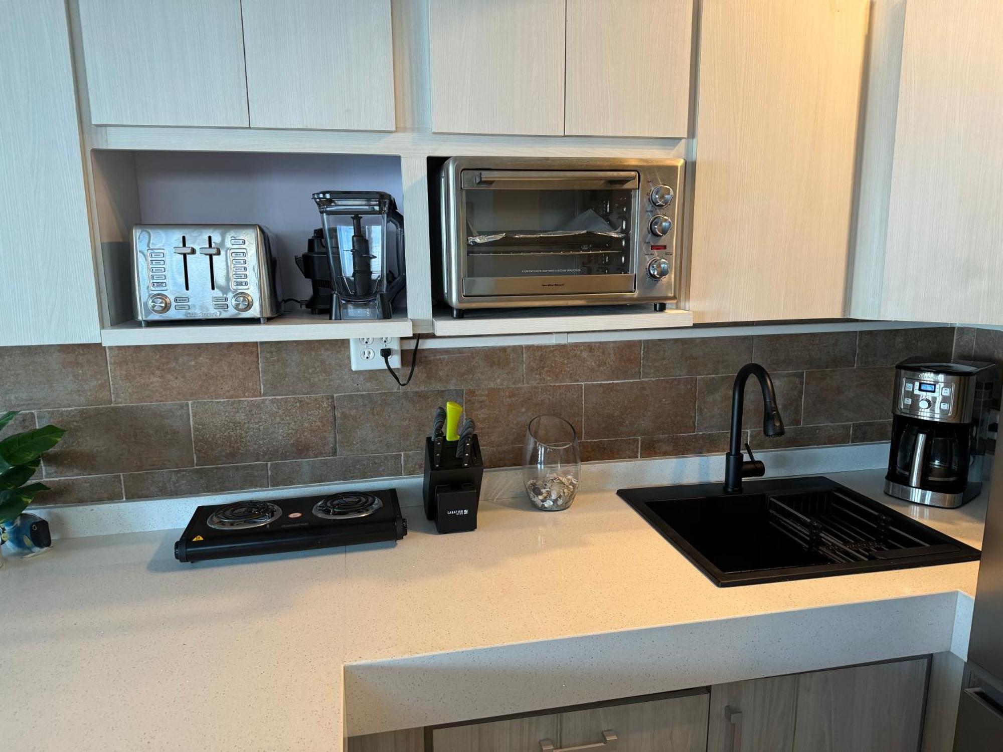 Aguada Beach Condos 외부 사진